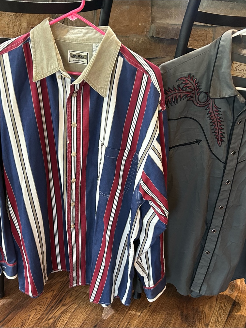 Bundle of 2 Scully men XL 90’s cowboy gunfighter shirts